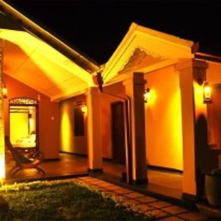 Hewittes Cottage Велигама Экстерьер фото